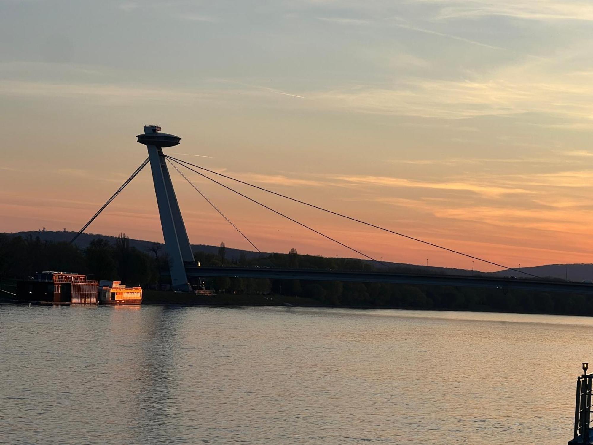 River Front Mezonet Eurovea Bratislava Exterior foto